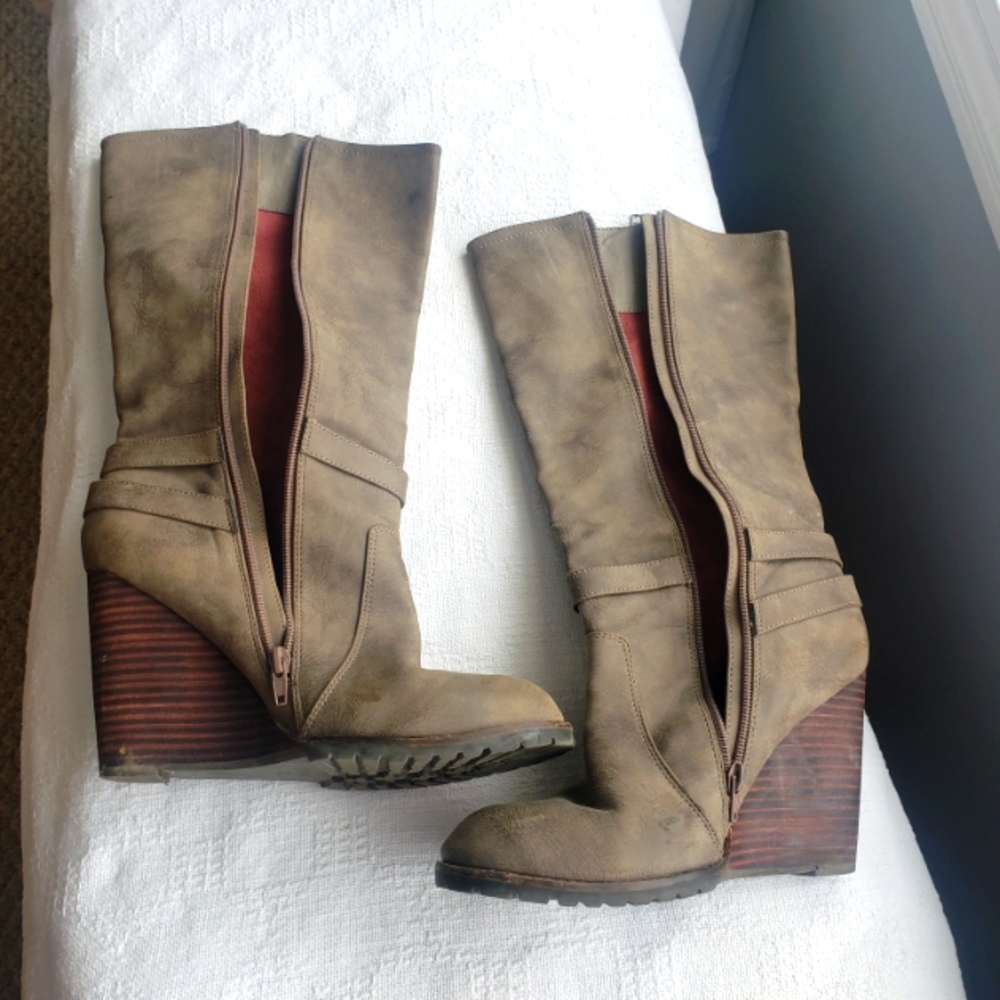Tan Wedge Boots - Picture 2 of 7